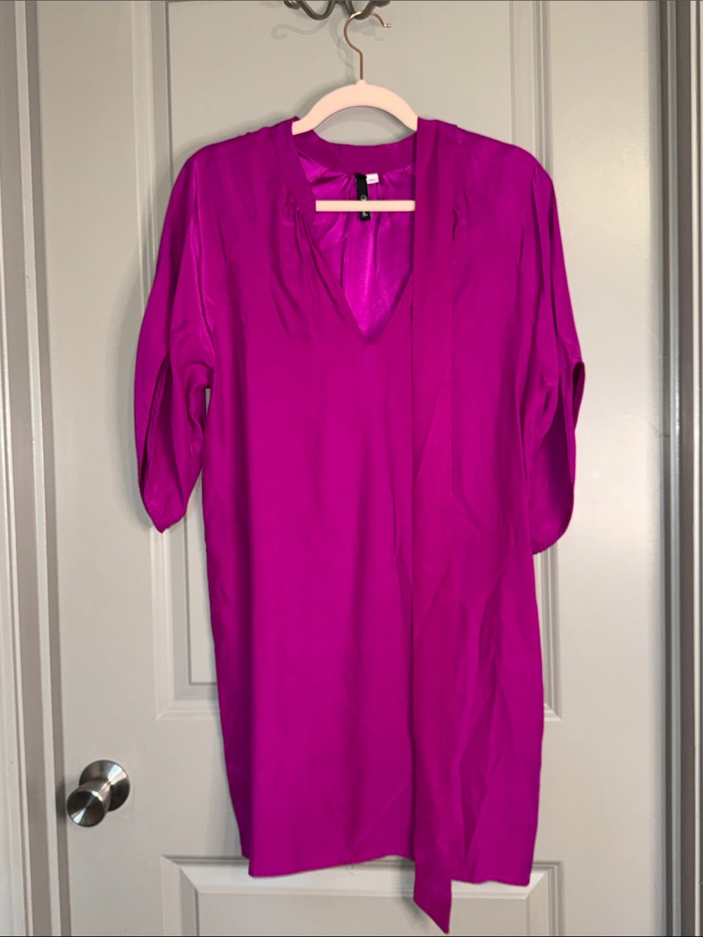 Vintage 100% Silk V-Neck, Tie Waist Mini Dress in Bright Fuchsia - S